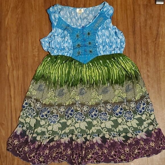 Forbidden Beaded Medium Dress | 44" Chest | 39.5" Length - Picture 1 of 4